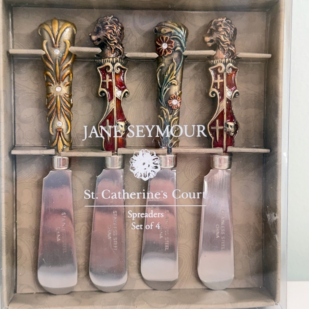 Jane Seymour St. Catherine's Court‎ Decorative Spreaders Modern Home Collectible